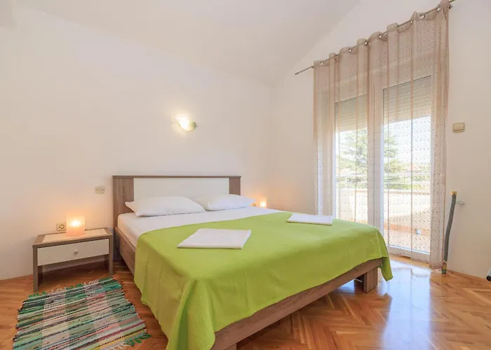 Apartamento With Parking Space Krk - 24809 *